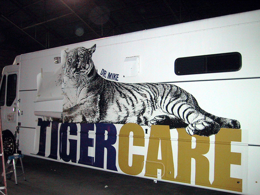 LSU RV Wrap